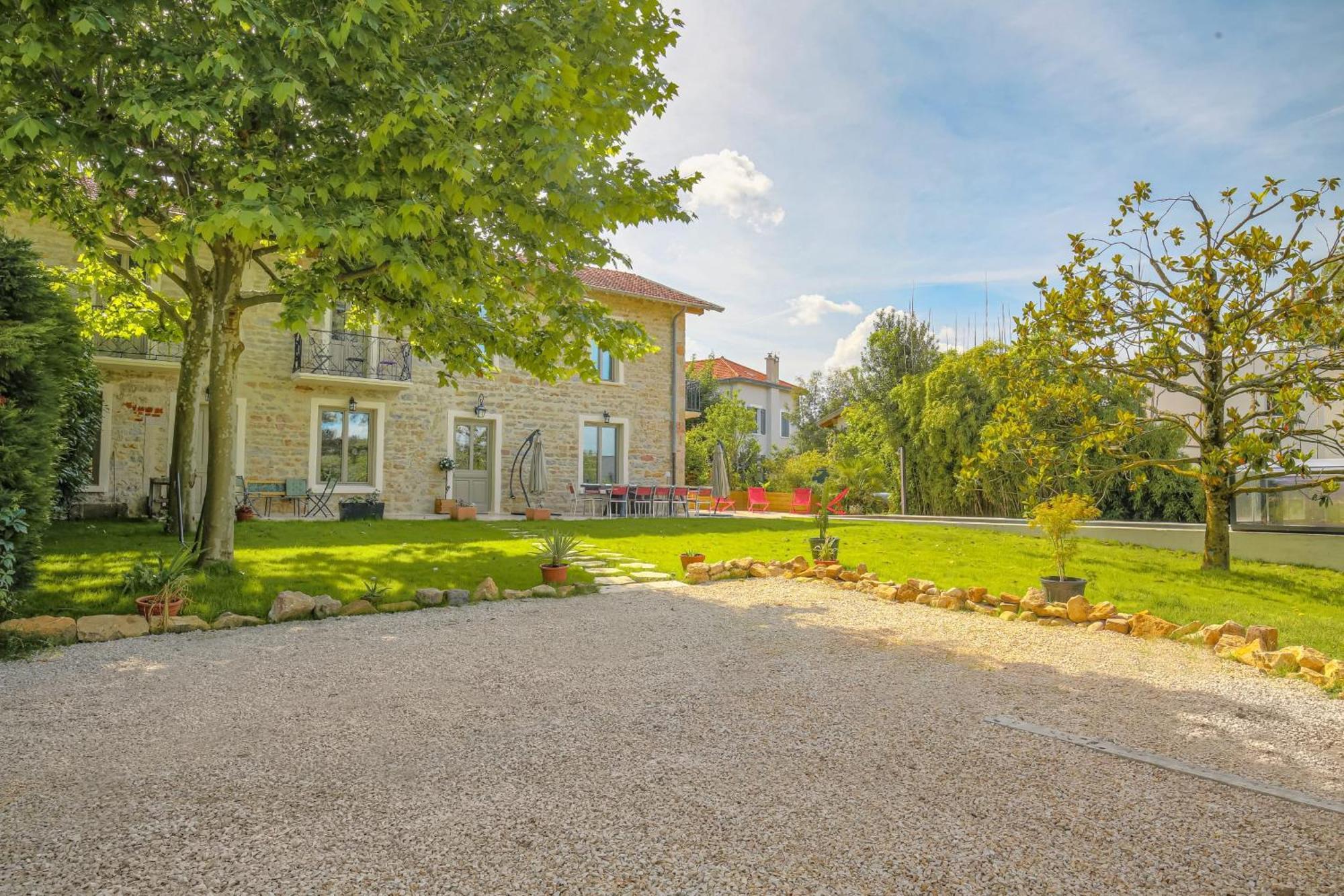 Villa Charmante Maison Avec Piscine Proche Lyon Dardilly Exterior foto